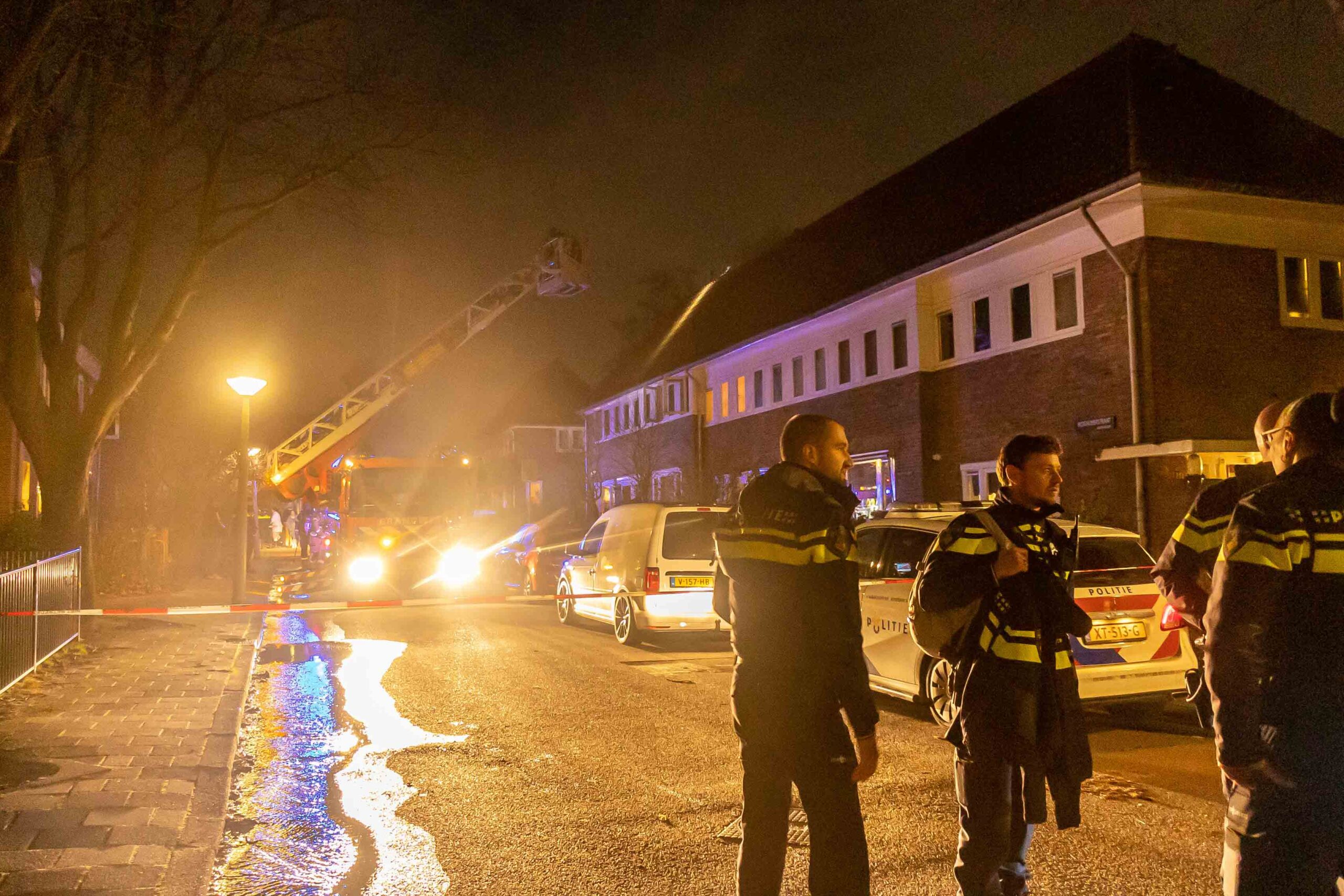 Amsterdam – Veel Rook Bij Flinke Woningbrand In Amsterdam Noord ...