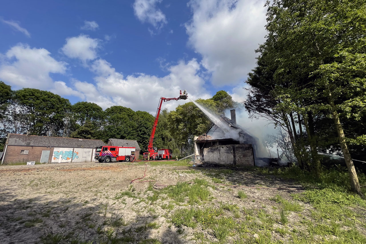 Hoofddorp – Uitslaande Brand Leegstaande Boerderij – 112Meerlanden